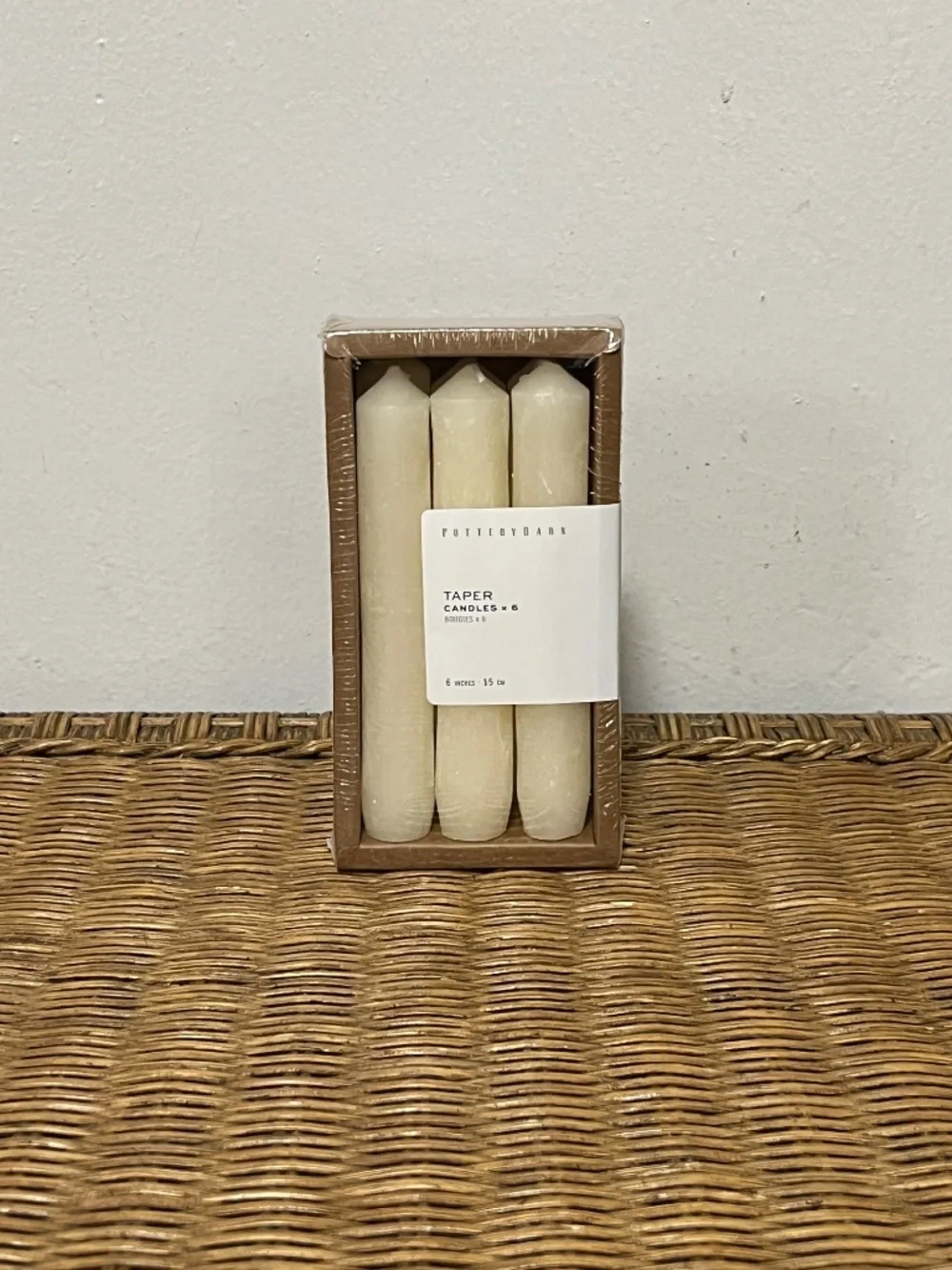 Pottery Barn. Taper Candles. Set of 6. Ivory (6